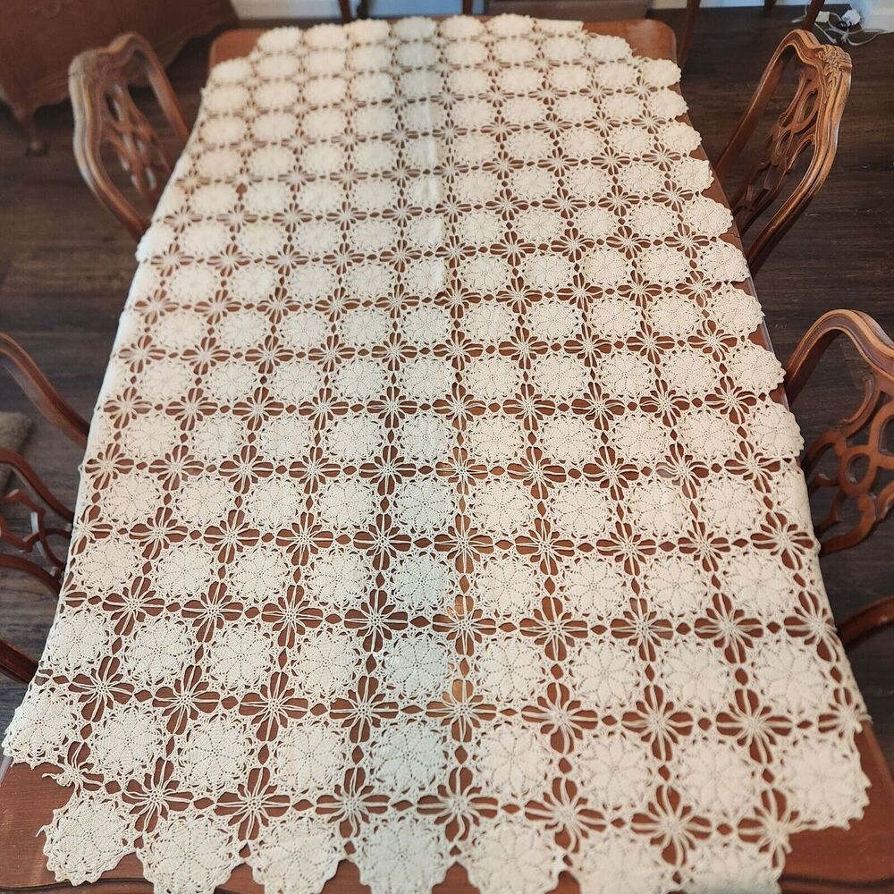 Crochet Tablecloth 48in x 70in Rectangle Beige Star Rounds Vintage Overlay